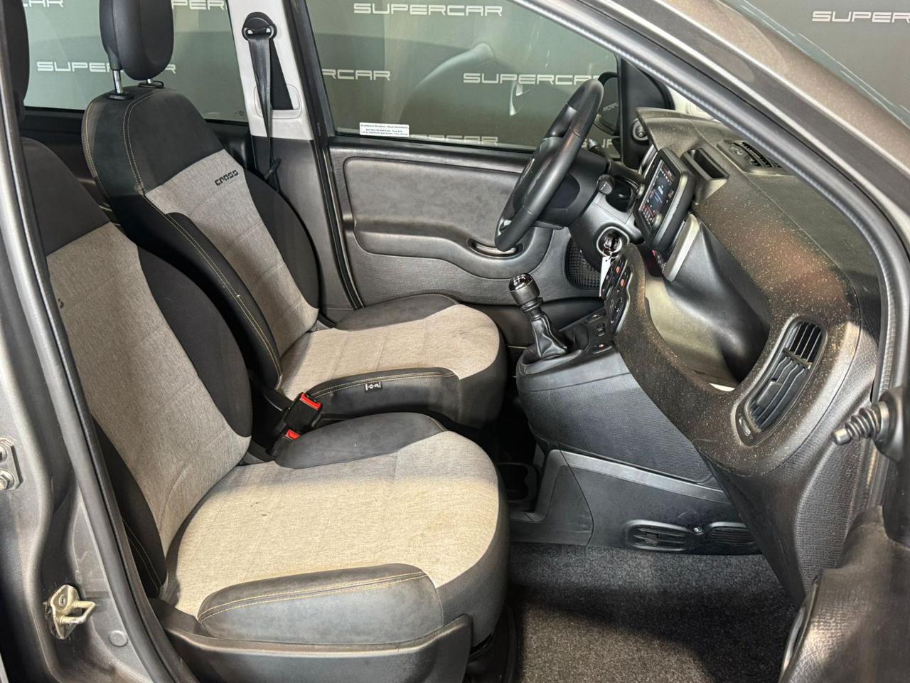 FIAT Panda Cross 1.0 FireFly S&S Hybrid - 11