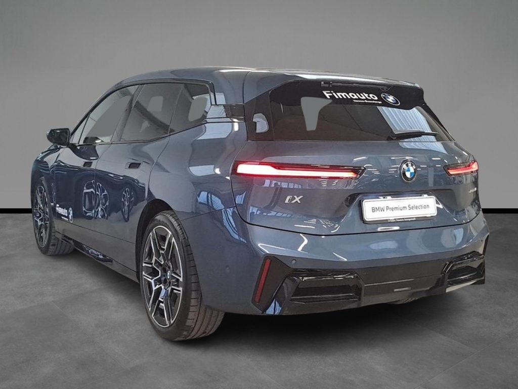 BMW iX xDrive 45 Msport Pro - 4
