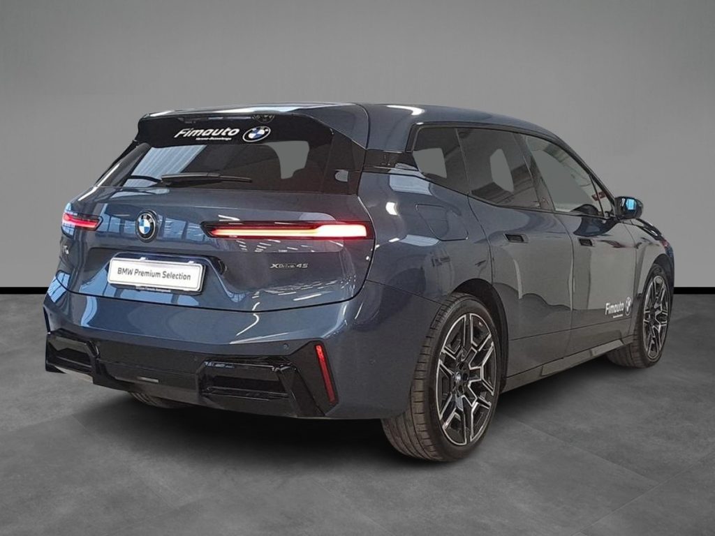 BMW iX xDrive 45 Msport Pro - 17