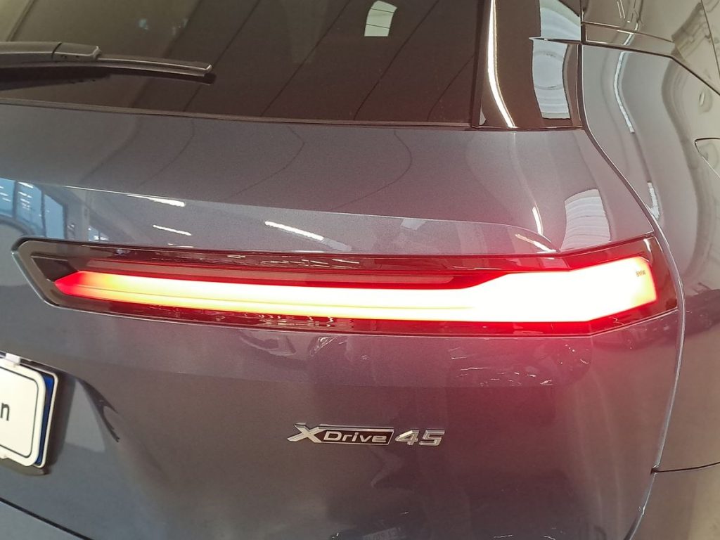 BMW iX xDrive 45 Msport Pro - 7