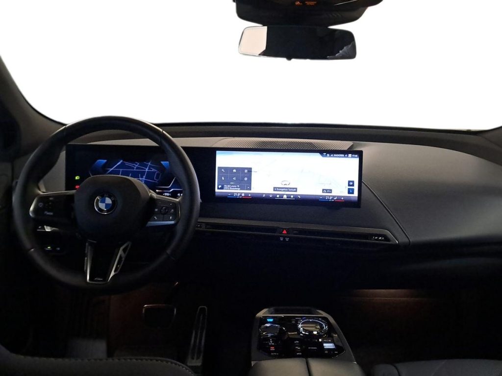 BMW iX xDrive 45 Msport Pro - 9