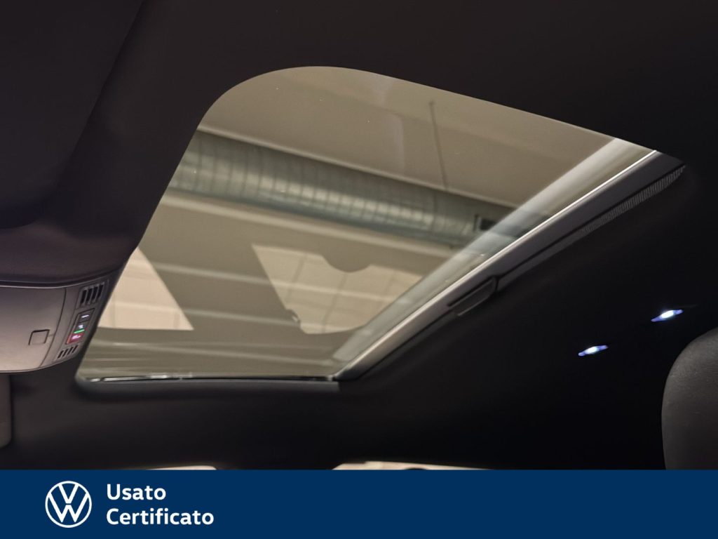 VOLKSWAGEN Taigo 1.0 tsi r-line 110cv - 20