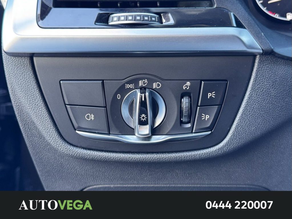 BMW X3 xdrive20d xline 190cv auto - 14