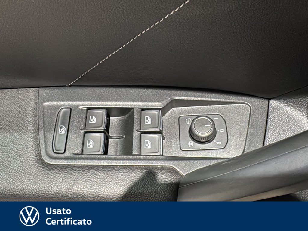 VOLKSWAGEN Tiguan 1.5 tsi r-line 150cv dsg - 14