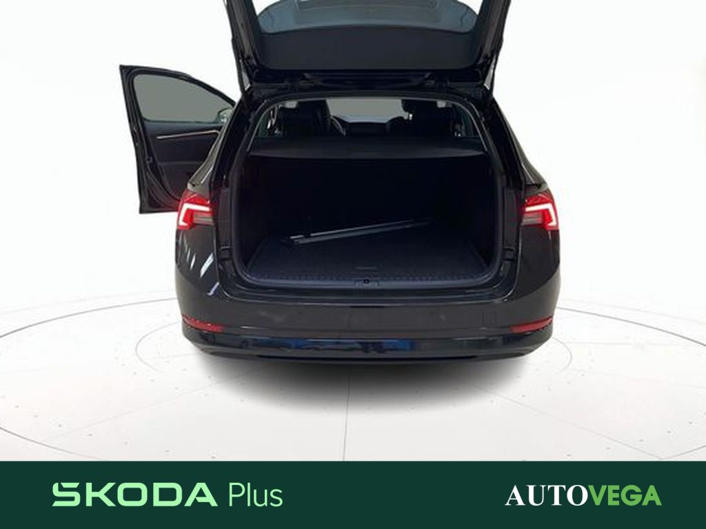 SKODA Octavia wagon 2.0 tdi evo style 150cv - 18