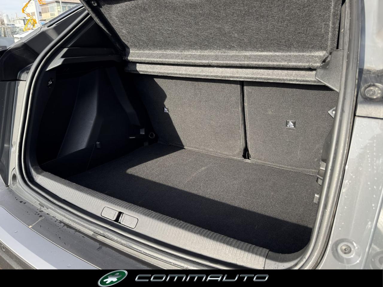 PEUGEOT 2008 PureTech 100 S&S Allure - 23