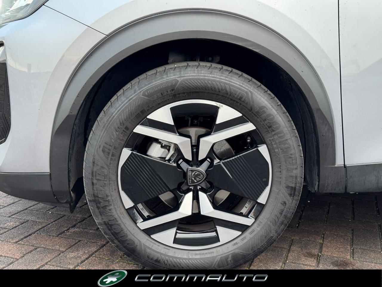 PEUGEOT 2008 PureTech 100 S&S Allure - 7