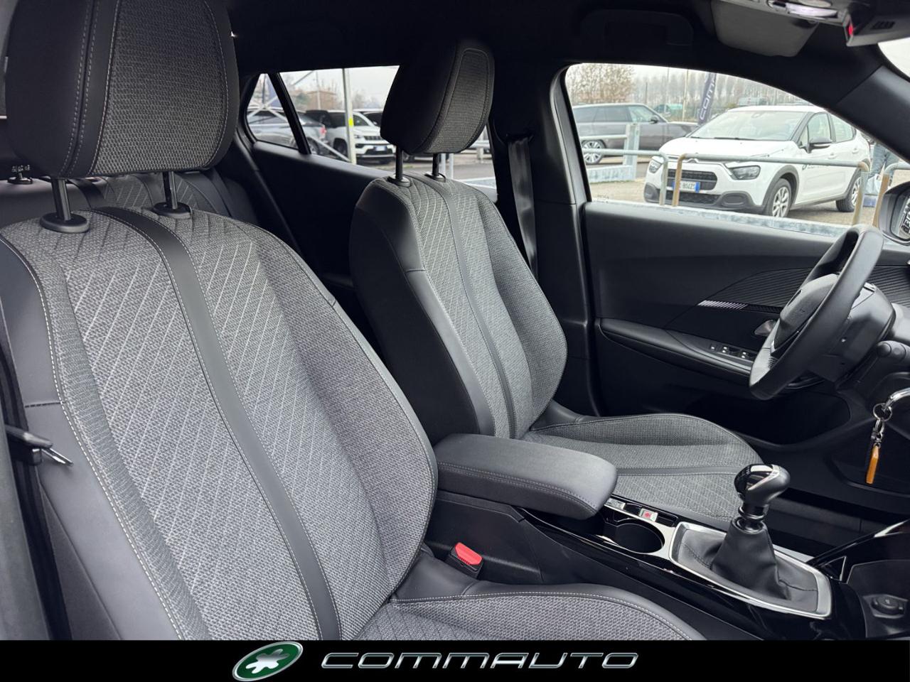 PEUGEOT 2008 PureTech 100 S&S Allure - 26