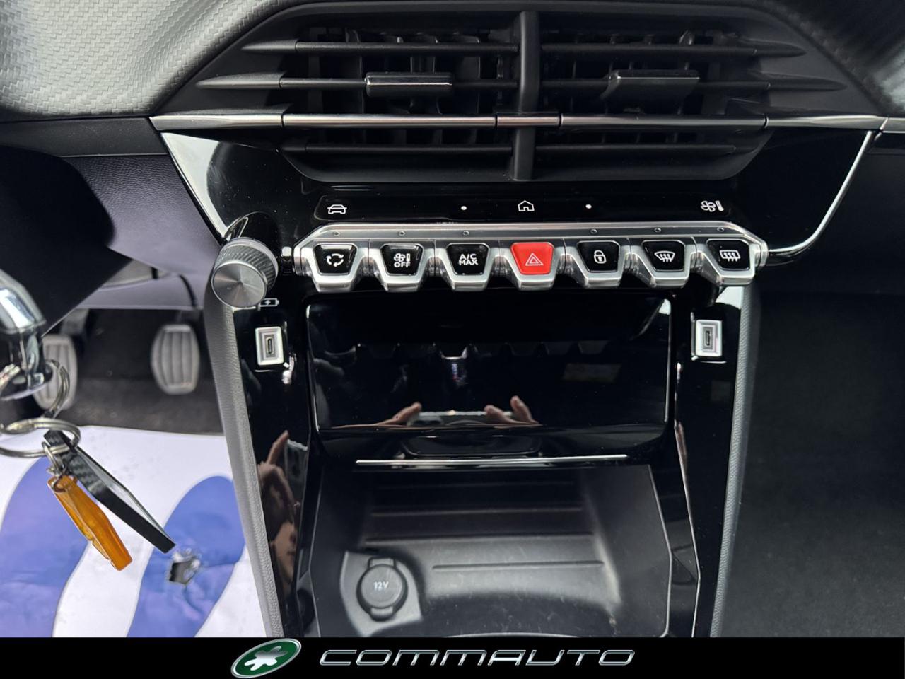 PEUGEOT 2008 PureTech 100 S&S Allure - 19