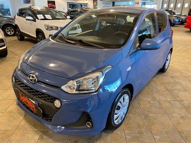 HYUNDAI i10 Blu pastello