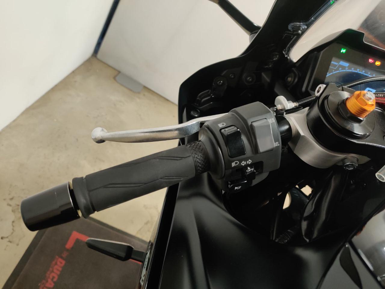 YAMAHA YZF 750 R7 BLACK DEP <35 KW - 12