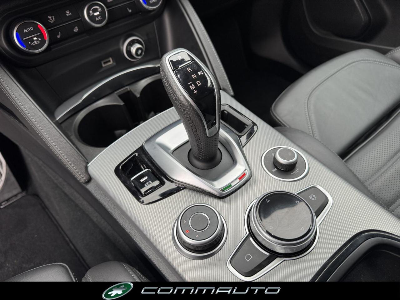 ALFA ROMEO Stelvio 2.2 Turbodiesel 210 CV AT8 Q4 Veloce - 27