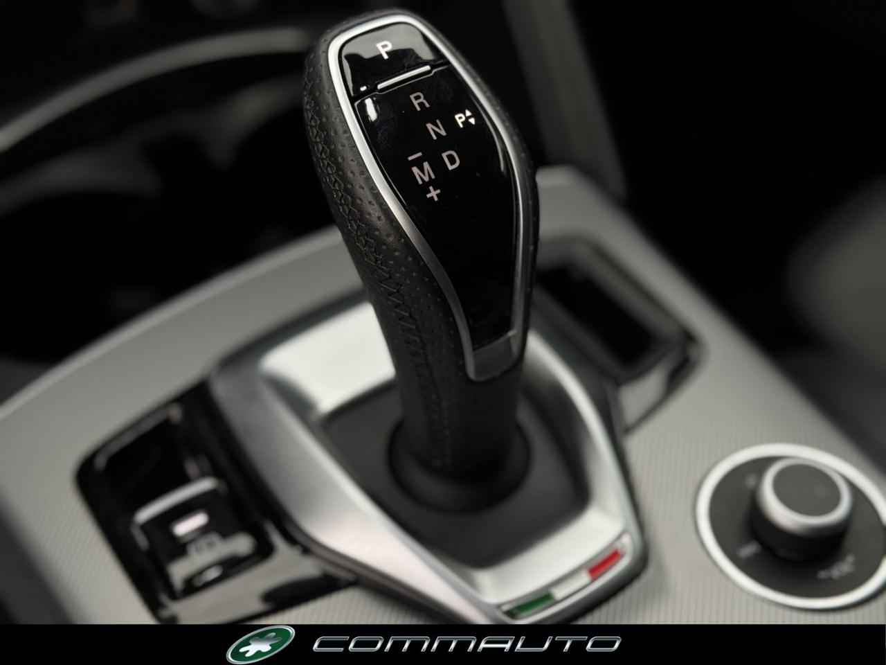 ALFA ROMEO Stelvio 2.2 Turbodiesel 210 CV AT8 Q4 Veloce - 28