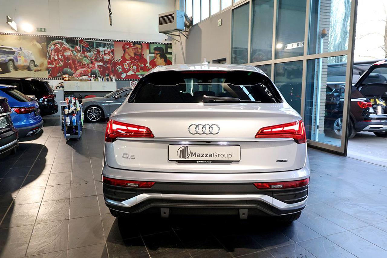 AUDI Q5 40 TDI Sportback Quattro S-Tronic S-Line Plus - 8