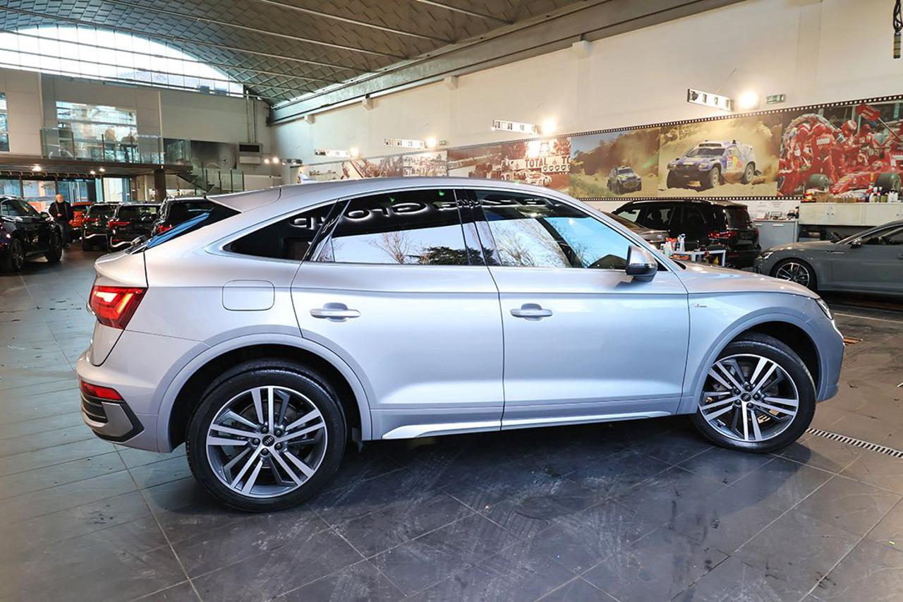 AUDI Q5 40 TDI Sportback Quattro S-Tronic S-Line Plus - 10