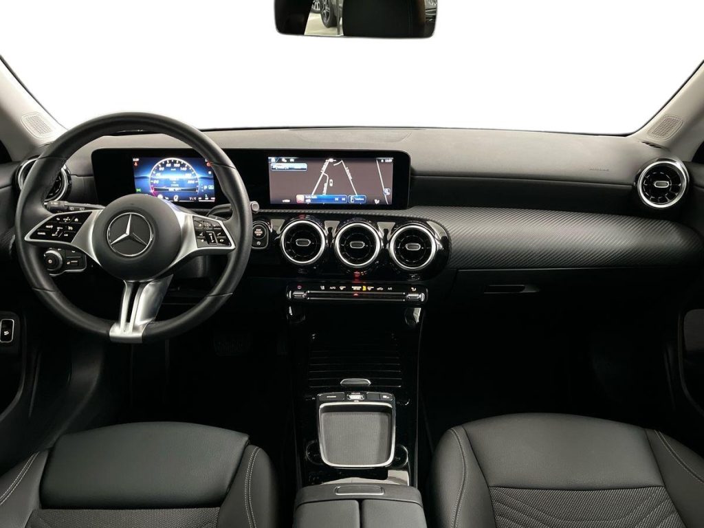 MERCEDES-BENZ CLA 180 d Automatic Shooting Brake Advanced - 9