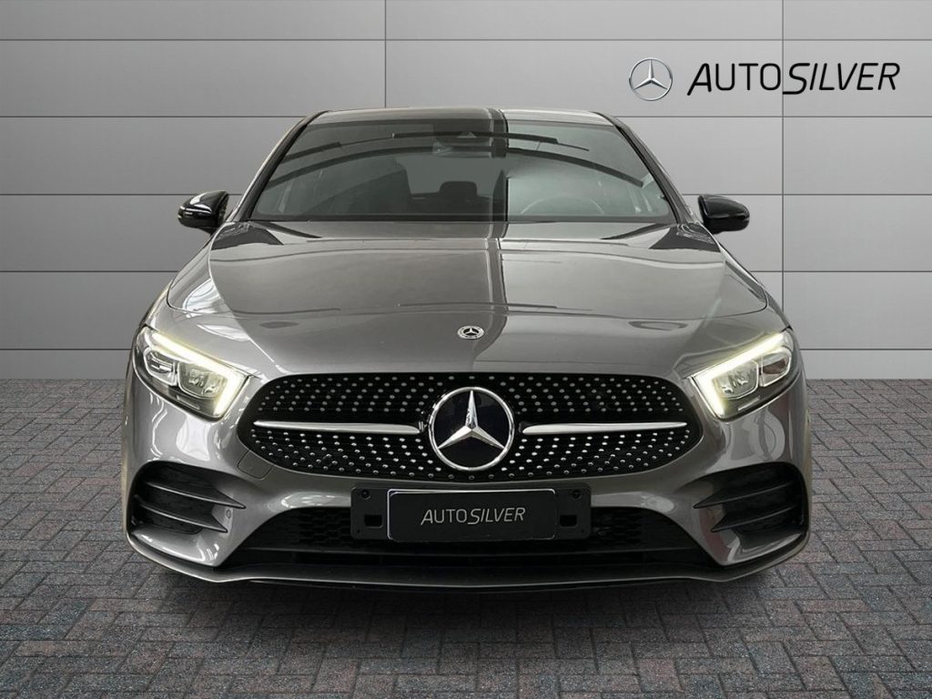 MERCEDES-BENZ A 180 d Automatic Premium - 3