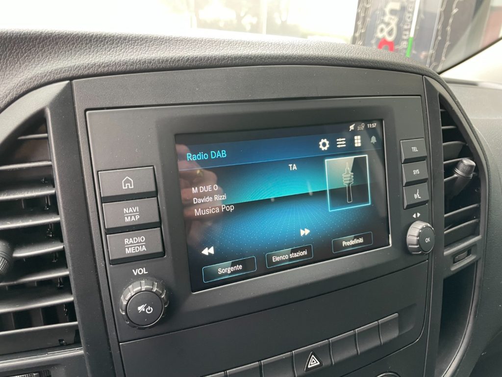 MERCEDES-BENZ eVito 111 FURGONE LONG - IVA DEDUCIBILE - 21