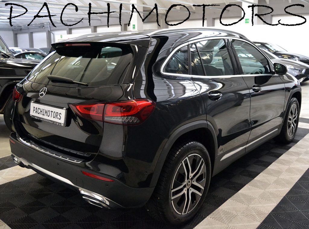 MERCEDES-BENZ GLA 200 Automatic Sport  Km 18.000  Iva Esposta ** - 17