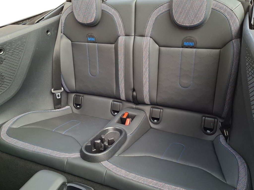 MINI Cabrio 2.0 Cooper C Classic Pacchetto S Cabrio - 12