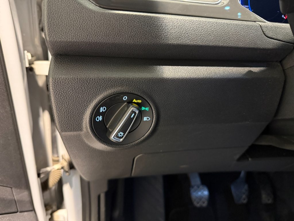 VOLKSWAGEN T-Roc 2.0 TDI 4MOTION Advanced Full LED ACC App Connect - 9