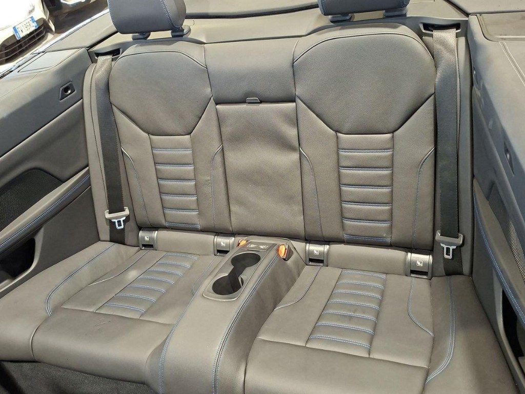 BMW 420 i Cabrio Msport Aut. Restyling - 11