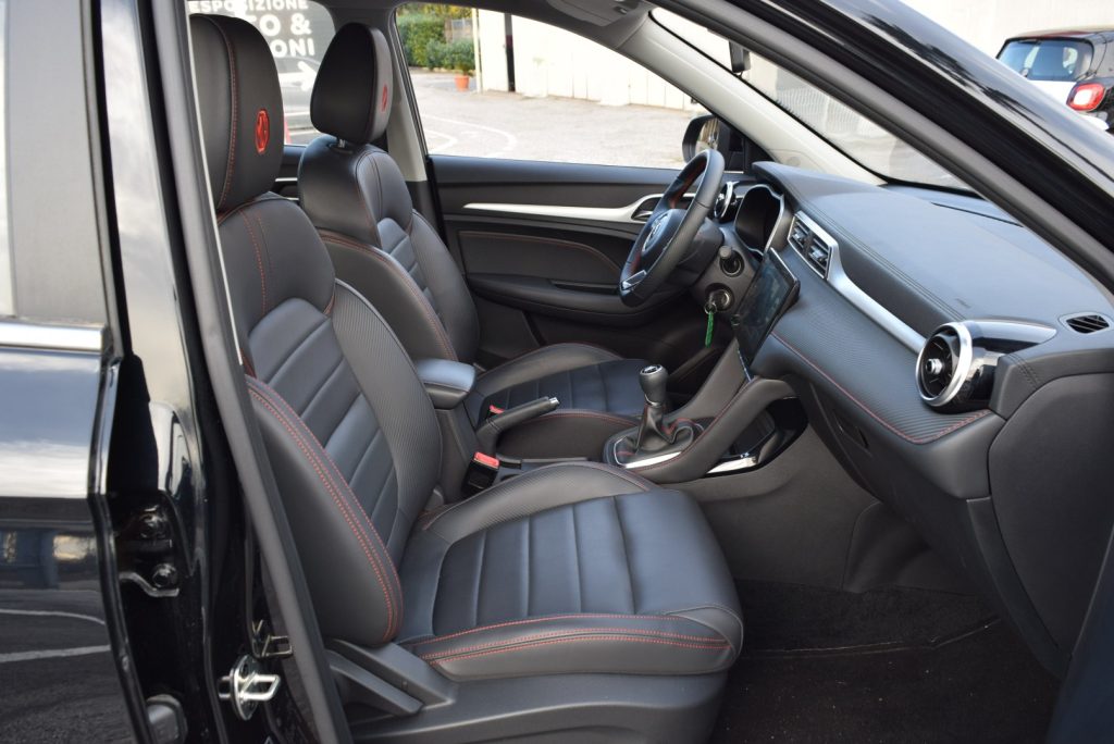 MG ZS 1.5 VTi-tech Luxury 106CV - 10