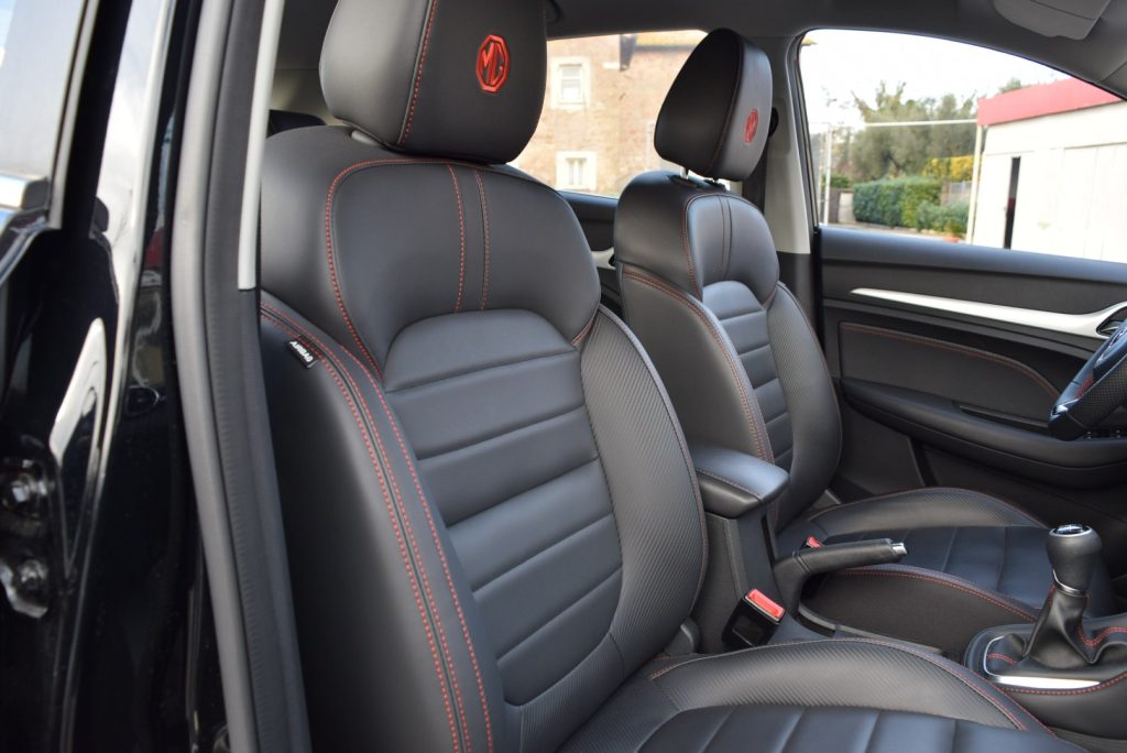 MG ZS 1.5 VTi-tech Luxury 106CV - 12