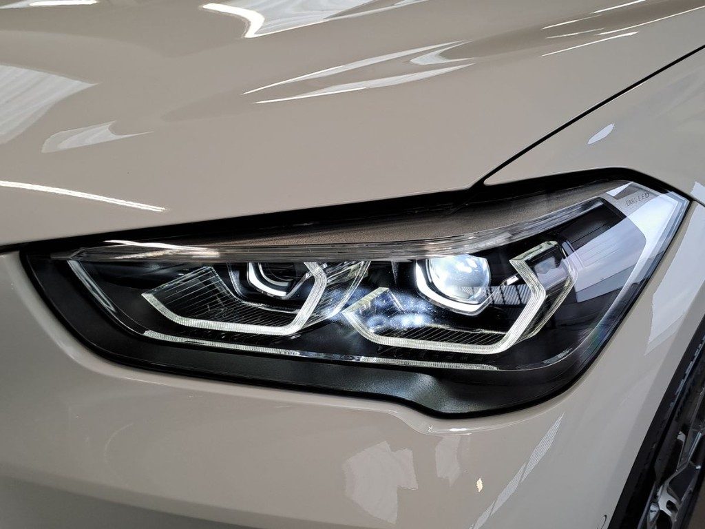 BMW X1 sDrive18d xLine Aut. + Tetto Apr. - 6