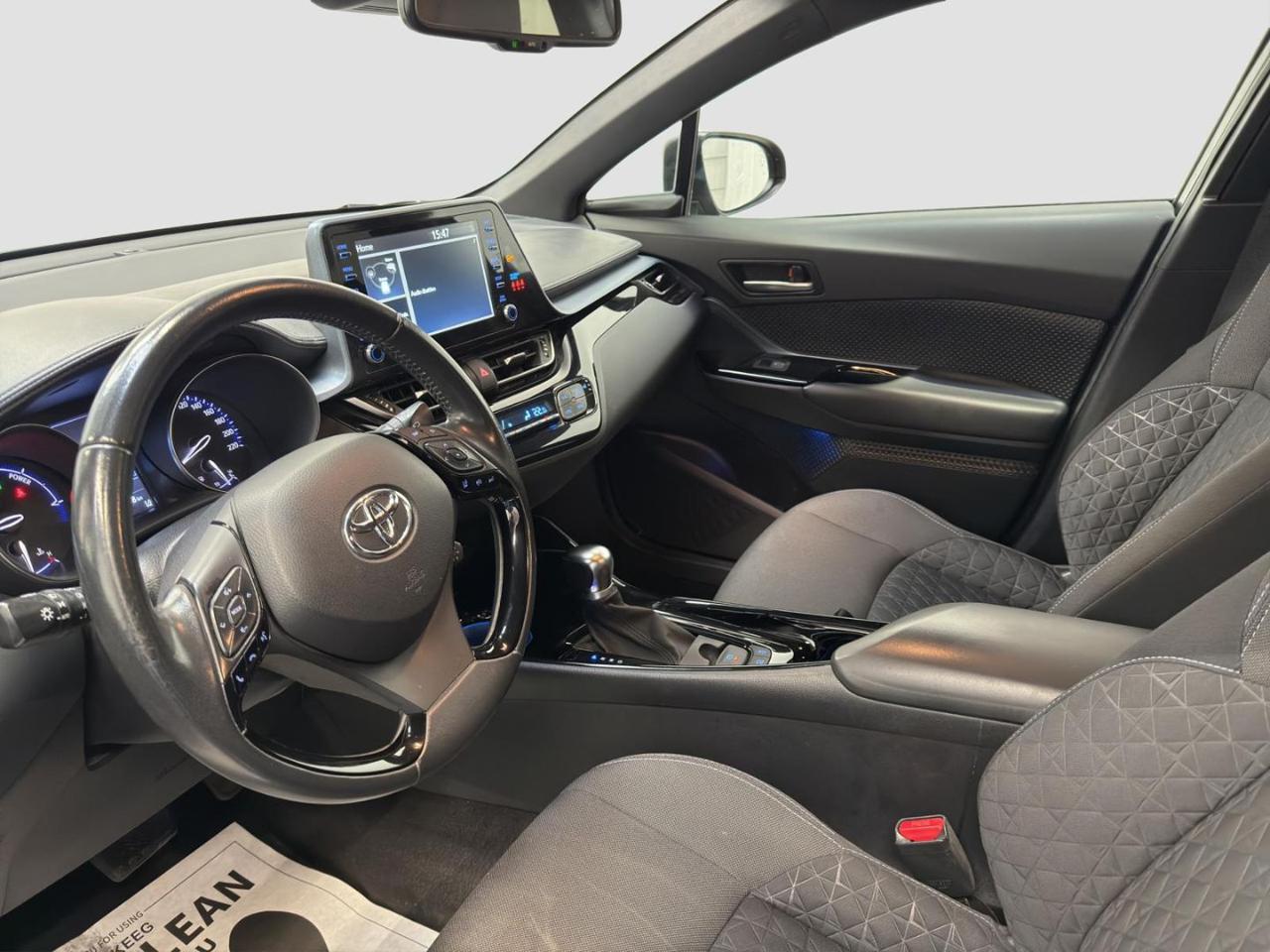 TOYOTA C-HR 2.0 Hybrid E-CVT Lounge*FORMULA S* - 9