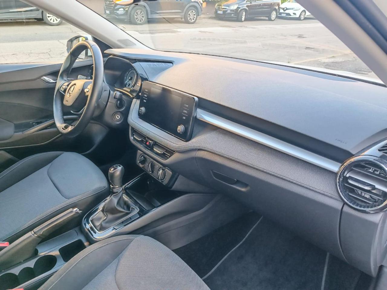 SKODA Fabia 1.0 MPI 65 CV Ambition - 13