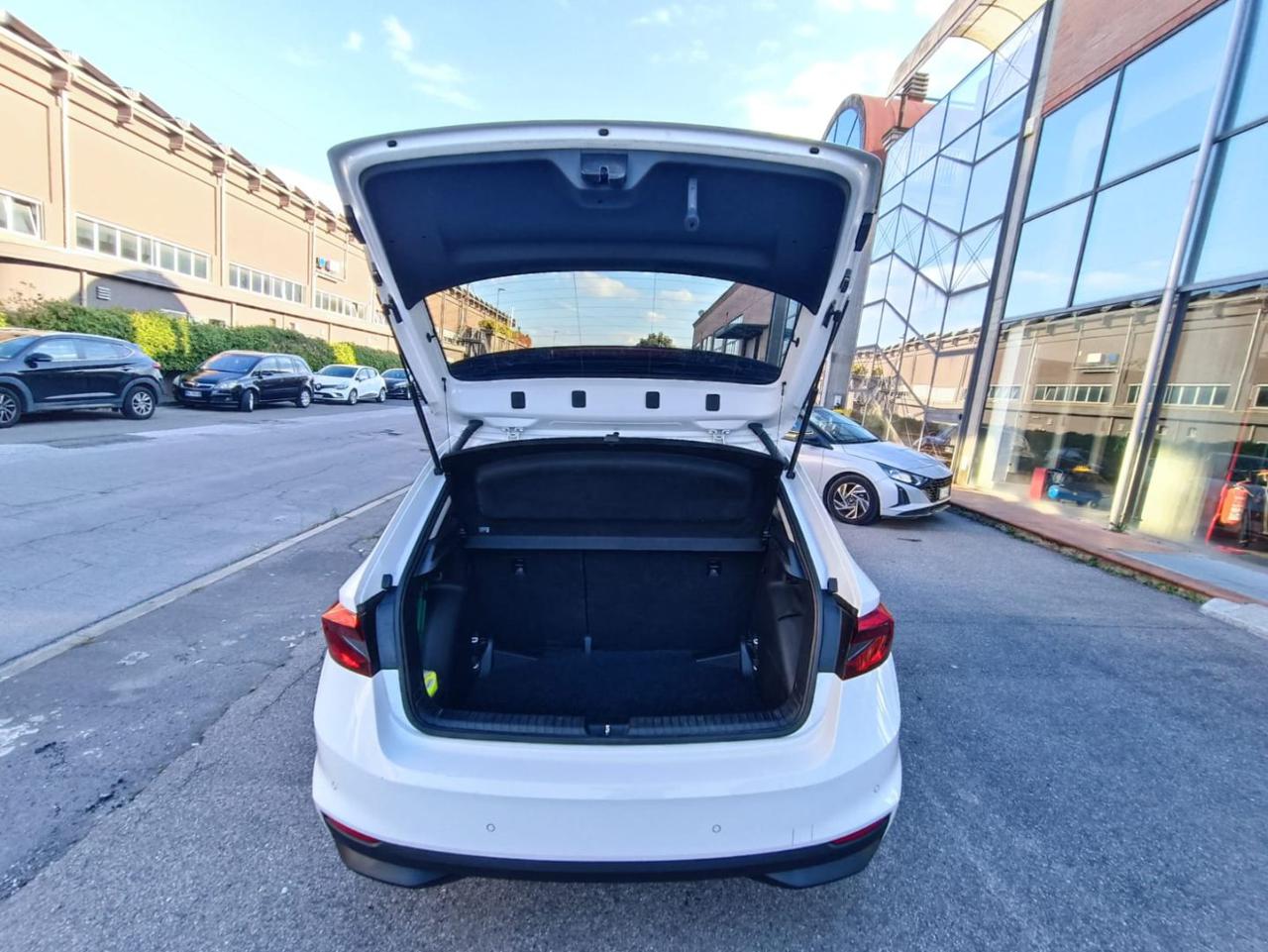 SKODA Fabia 1.0 MPI 65 CV Ambition - 19