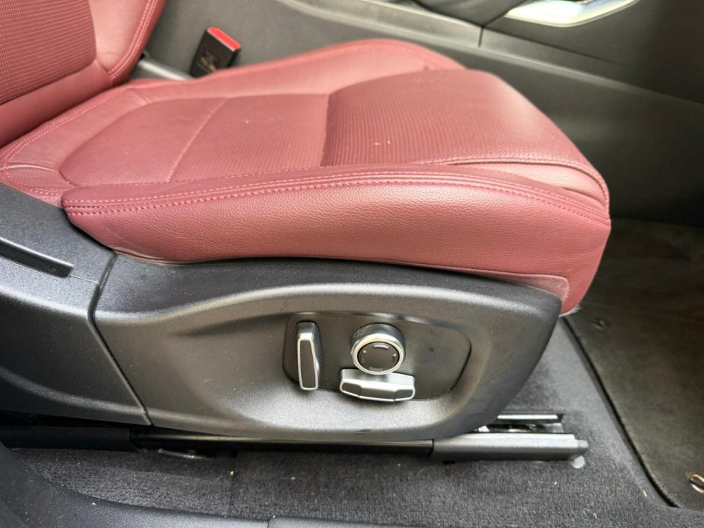 JAGUAR E-Pace 2.0D I4 163 CV AWD Auto R-Dynamic S - 27