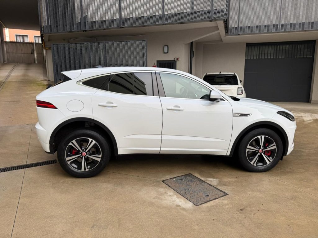 JAGUAR E-Pace 2.0D I4 163 CV AWD Auto R-Dynamic S - 6