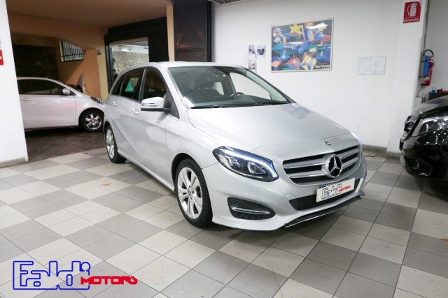 MERCEDES-BENZ B 180 Argento metallizzato