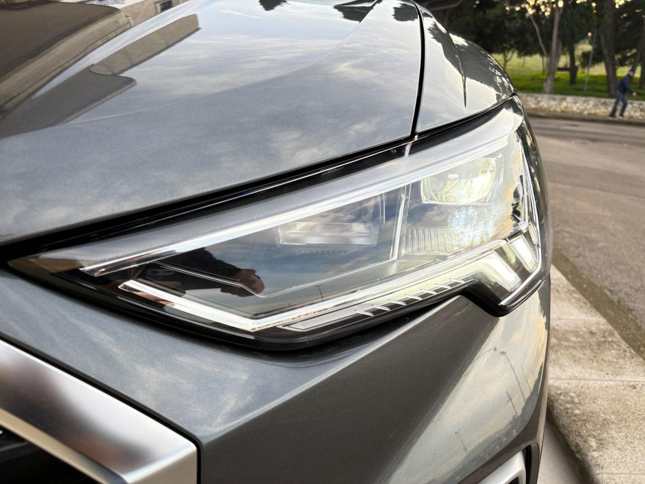 AUDI Q3 SPB Sportback 35 TDI S tronic S line edition - 42