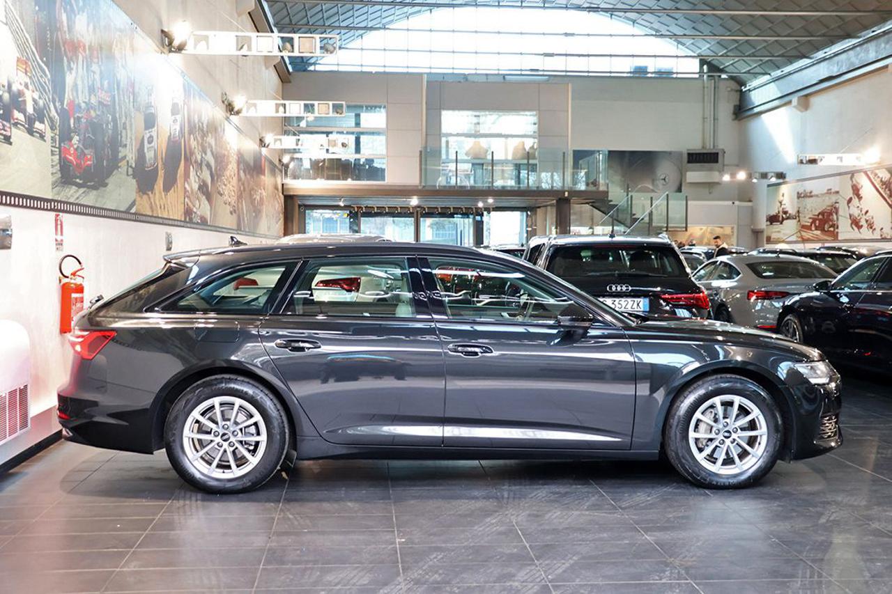 AUDI A6 40 TDI Avant Quattro ultra S-Tronic Business Plus - 2