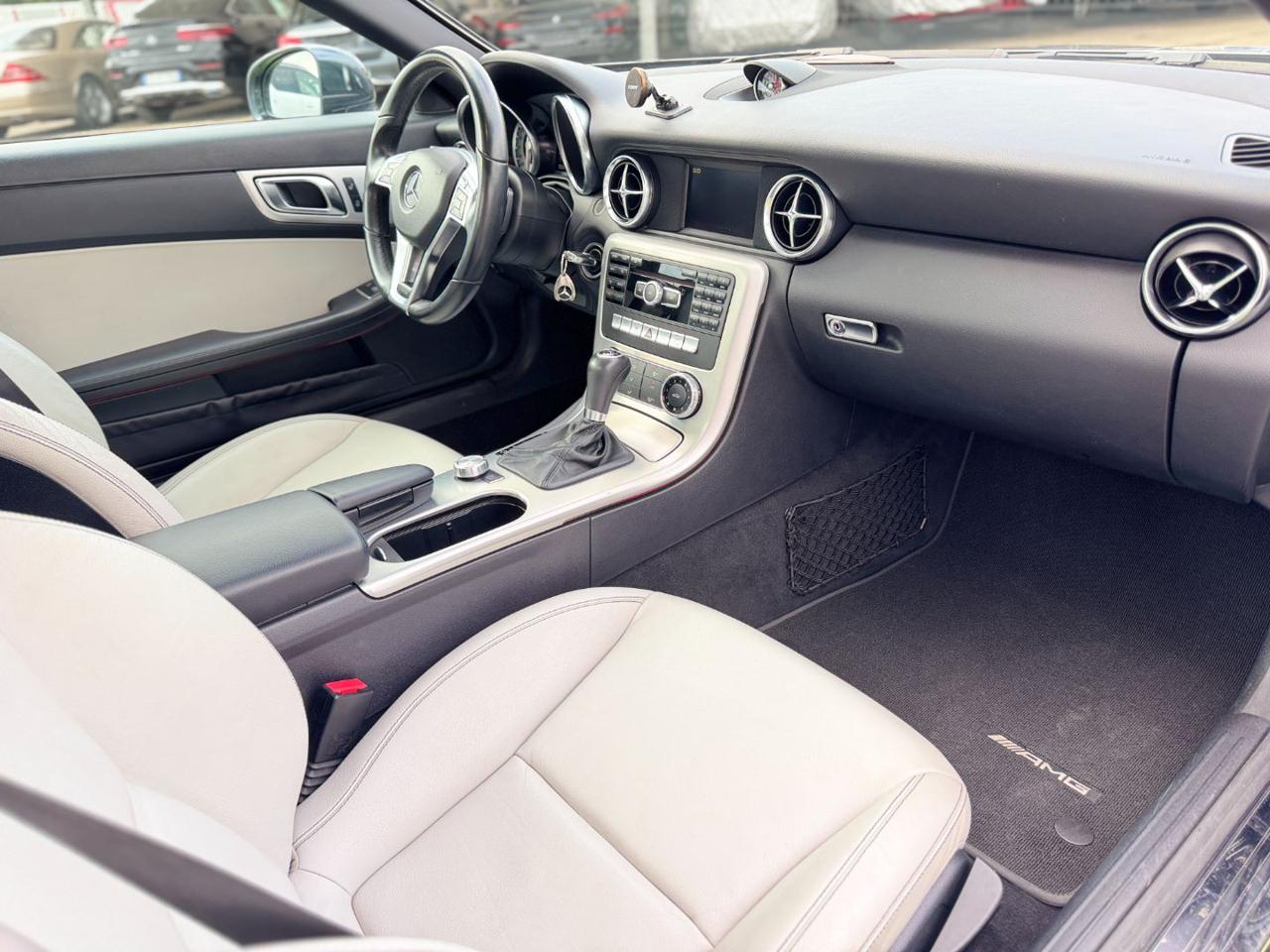 MERCEDES-BENZ SLK 250 CDI Premium AMG Tetto Panorama/Pelle/Xeno - 36