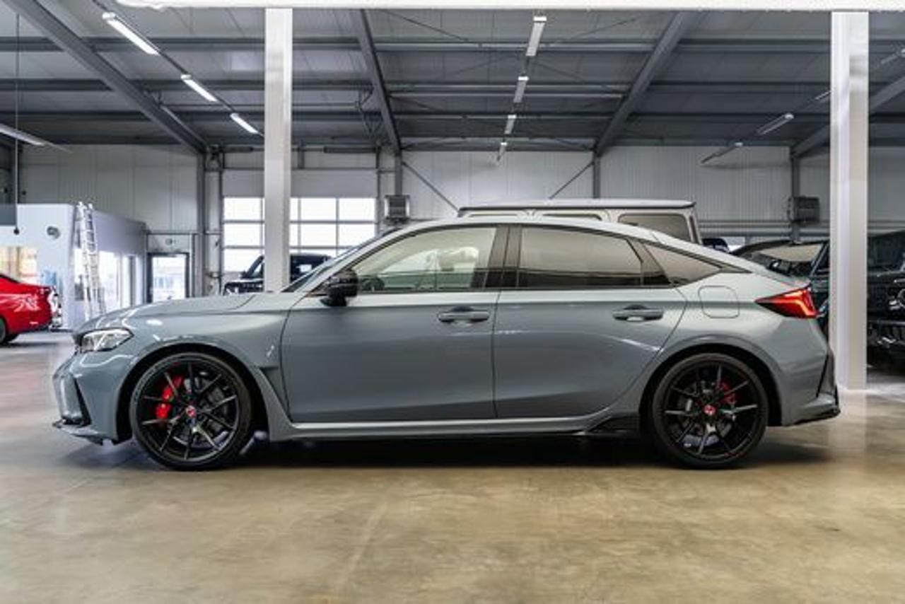 HONDA Civic 2.0 Type-R FL5 - 8