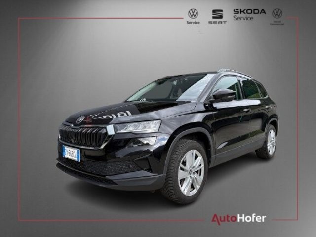 SKODA Karoq Schwarz metallisiert