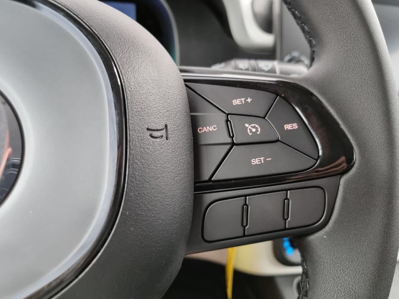 FIAT Panda 1.0 FireFly S&S Hybrid Pandina - 16