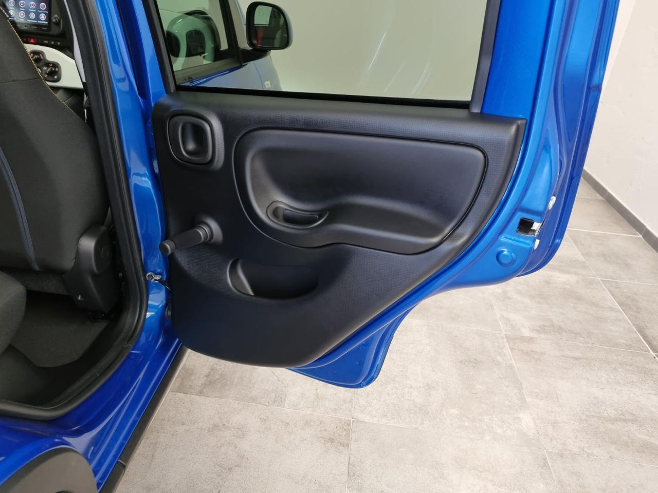 FIAT Panda 1.0 FireFly S&S Hybrid Pandina - 23