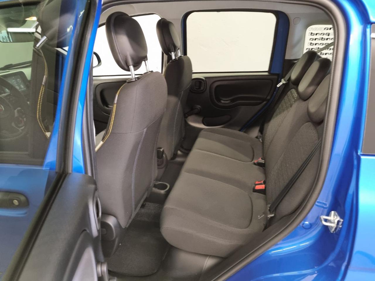 FIAT Panda 1.0 FireFly S&S Hybrid Pandina - 27