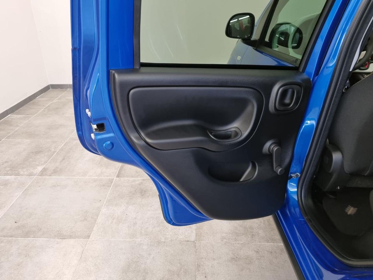 FIAT Panda 1.0 FireFly S&S Hybrid Pandina - 26