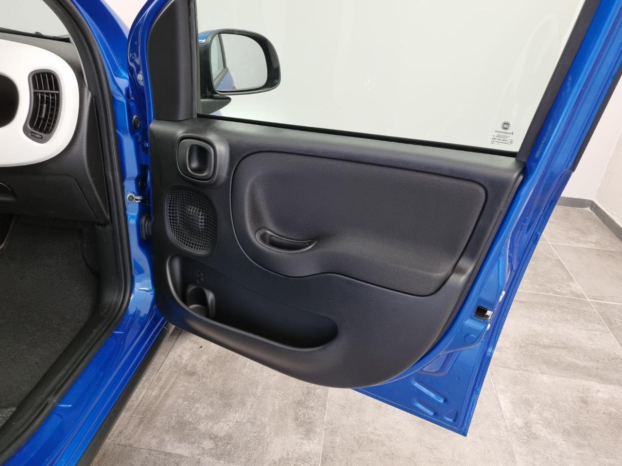 FIAT Panda 1.0 FireFly S&S Hybrid Pandina - 22