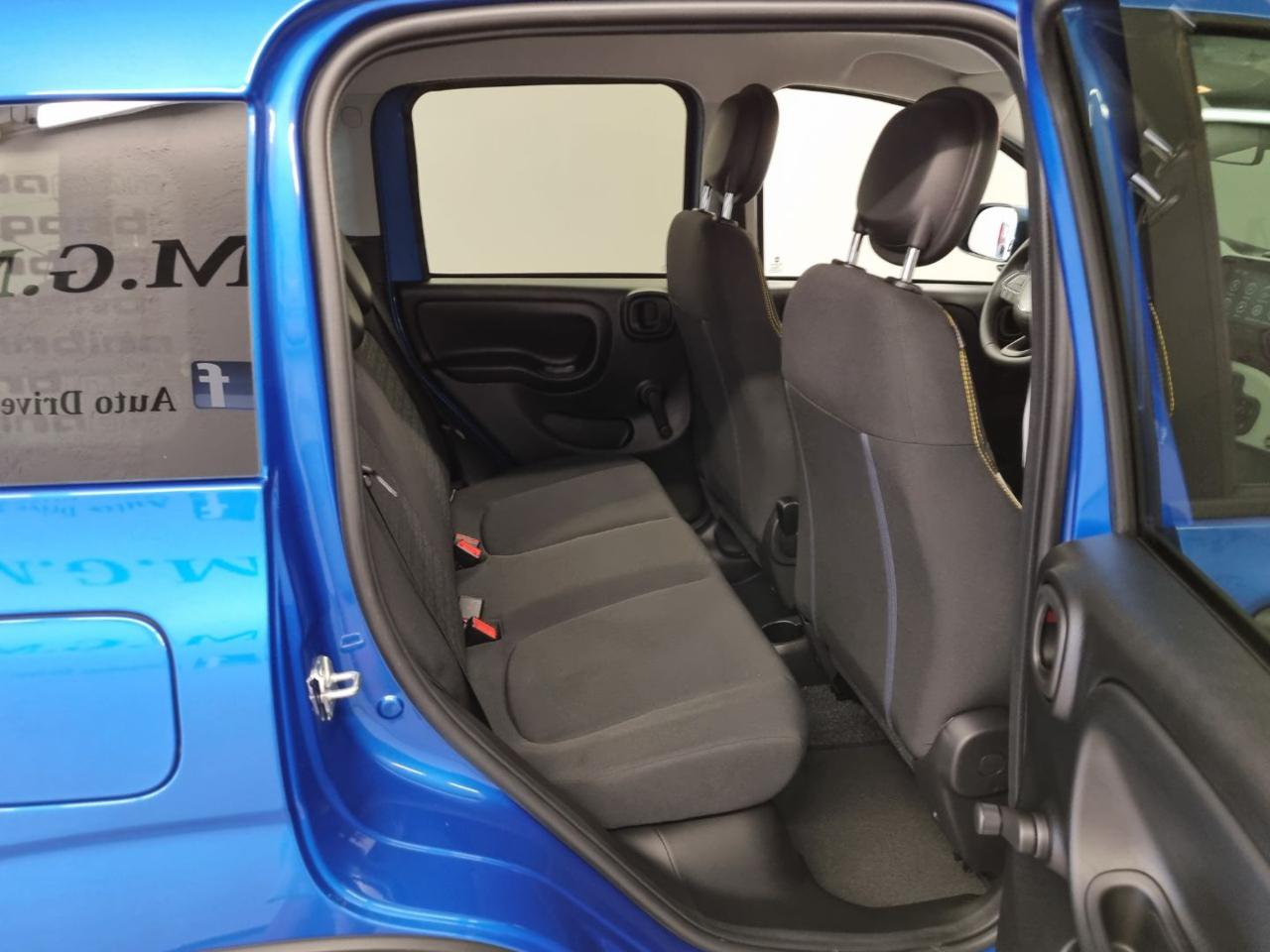 FIAT Panda 1.0 FireFly S&S Hybrid Pandina - 24