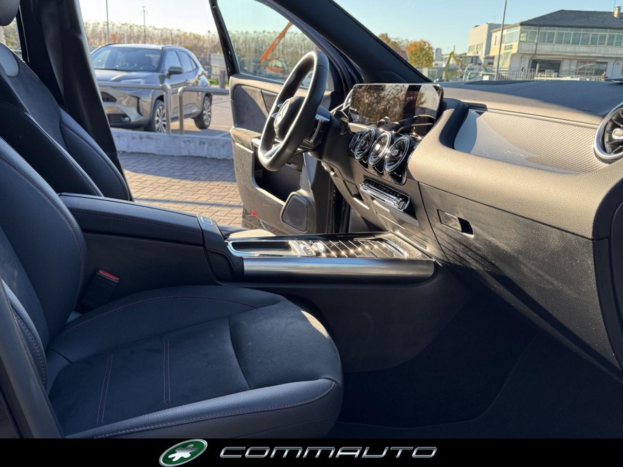 MERCEDES-BENZ GLA 200 d Automatic AMG Line Advanced Plus - 32