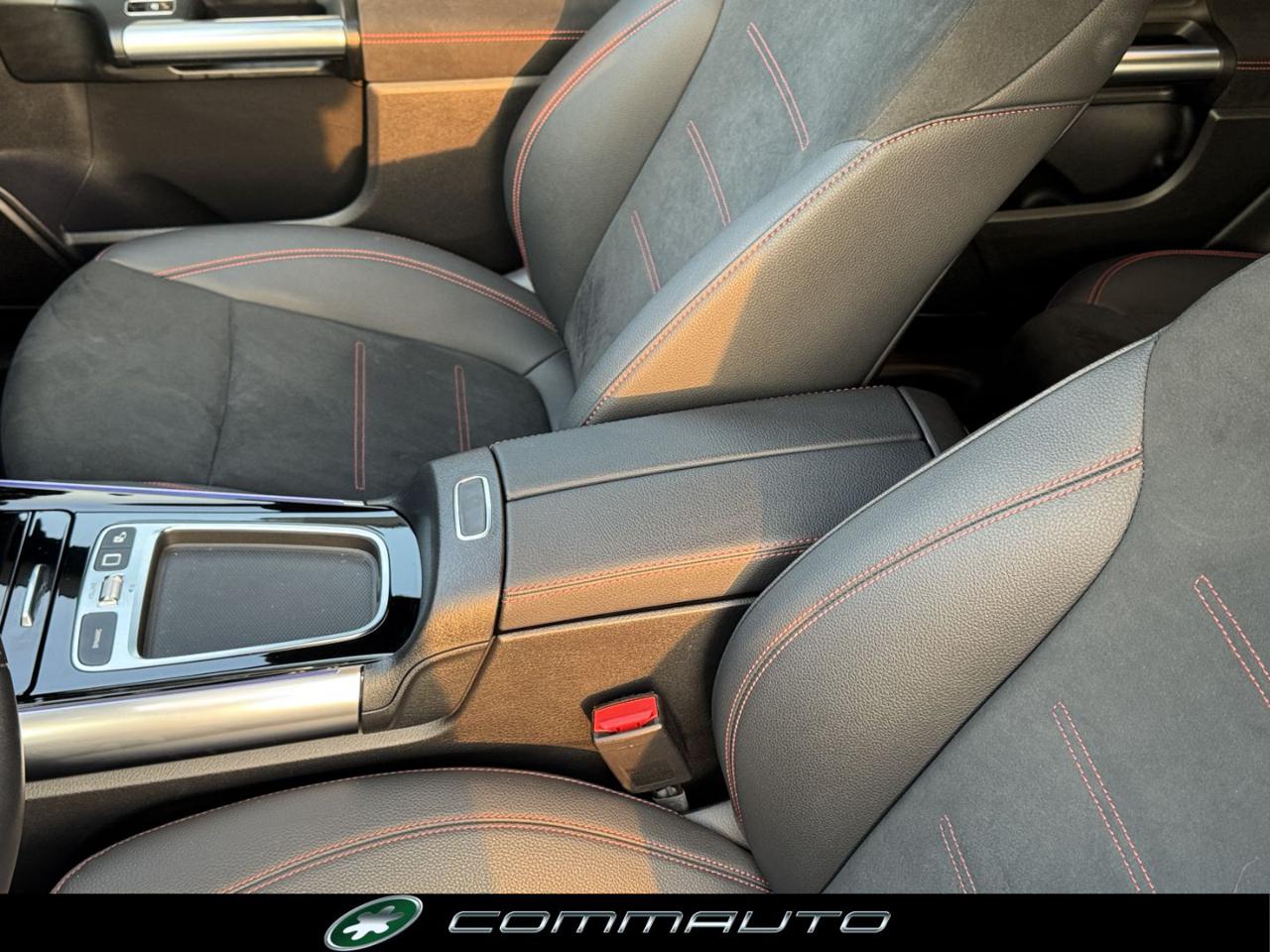 MERCEDES-BENZ GLA 200 d Automatic AMG Line Advanced Plus - 18