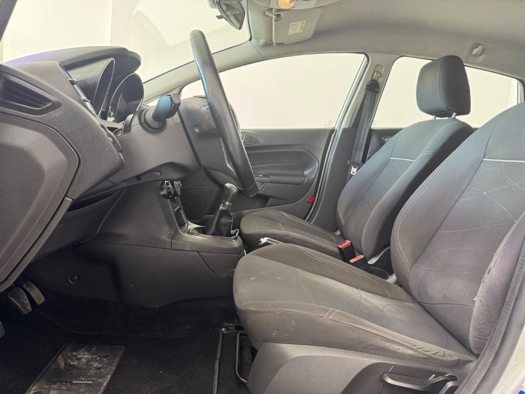 FORD Fiesta 1.4 5 porte Bz.- GPL Business - 6