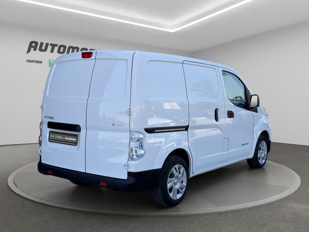 NISSAN e-NV200 EV Van - 4